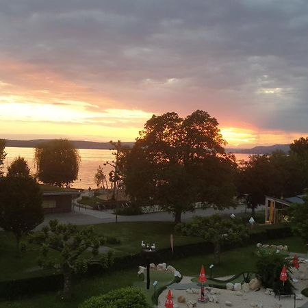 Ferienwohnung Und Pension Antje Ekert Uhldingen-Muhlhofen Bagian luar foto